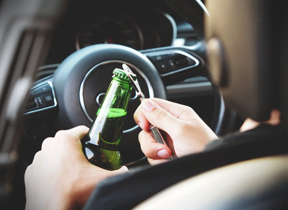 conducción bajo efectos alcohol